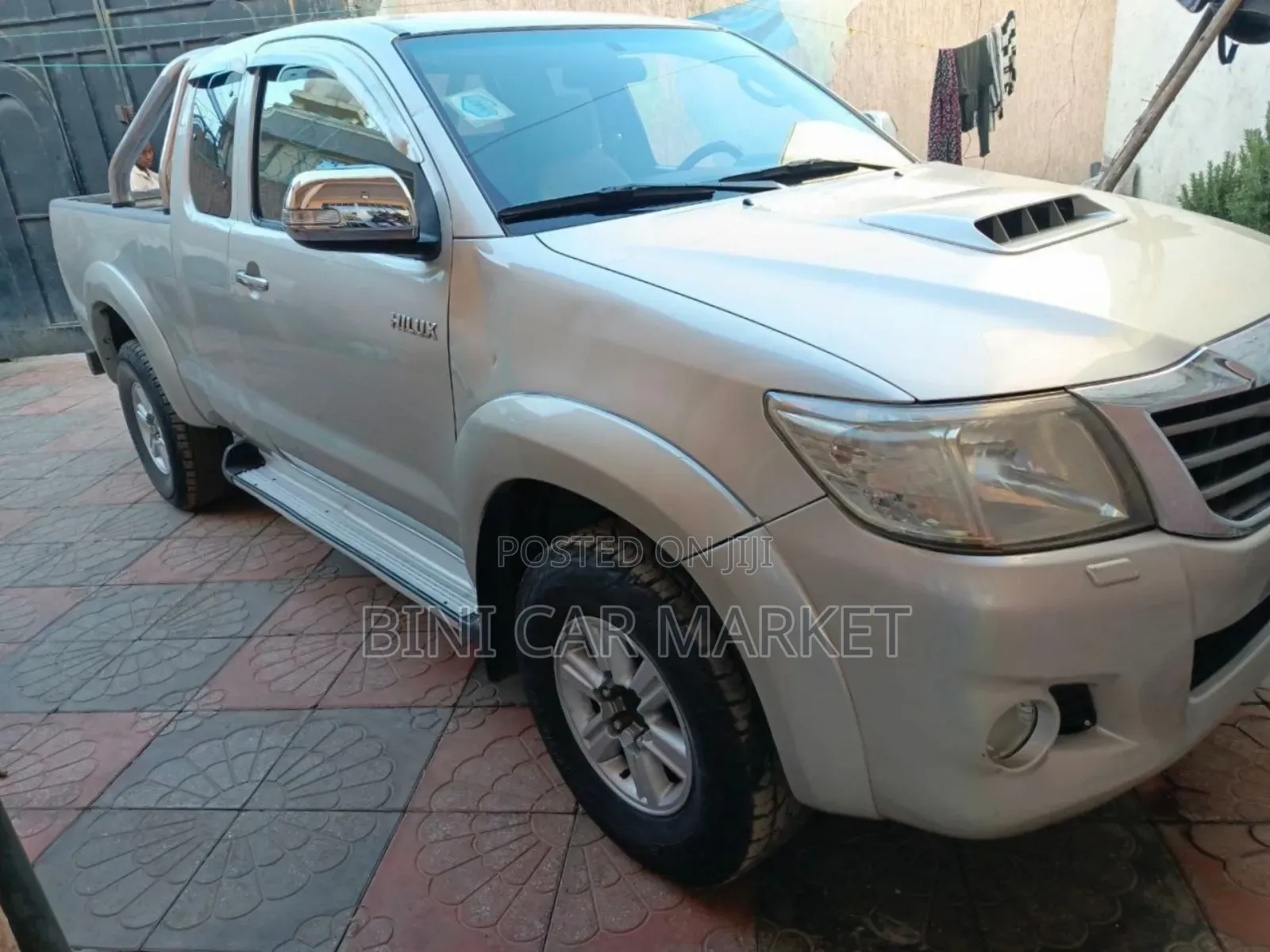Toyota Hilux 2012 Silver