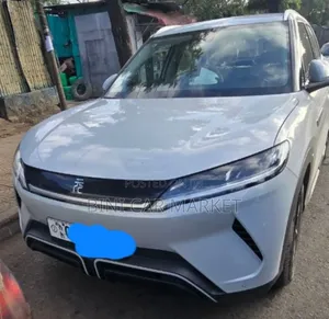 BYD Yuan Up 45 kWh FWD 2024 White