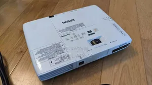 Epson Powerlite 1776w Wifi Wireless Full Hd 3lcd Multimedia Projector