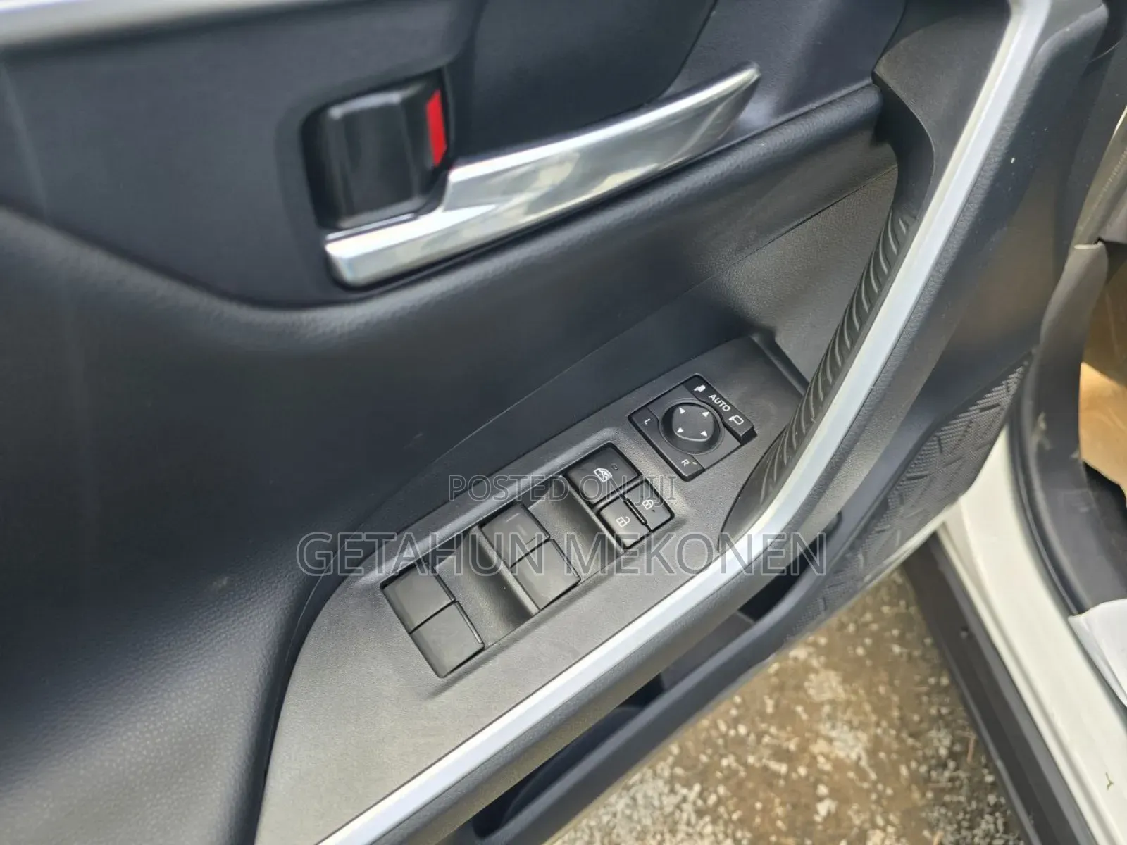 New Toyota RAV4 2024 White