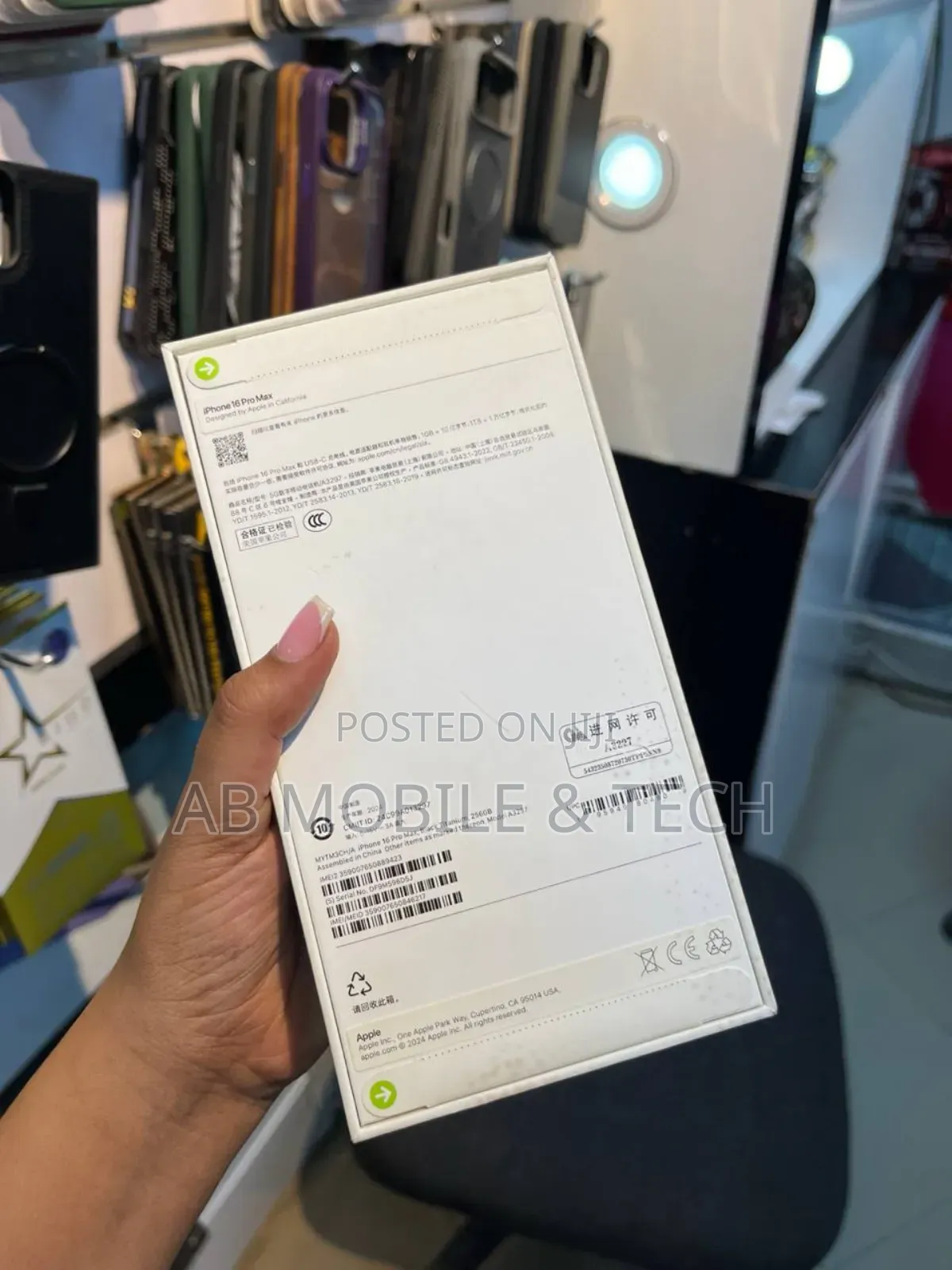 New Apple iPhone 16 Pro Max 256 GB Black