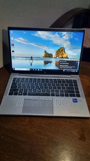 New Laptop HP EliteBook 840 G8 16GB Intel Core I5 SSD 512GB
