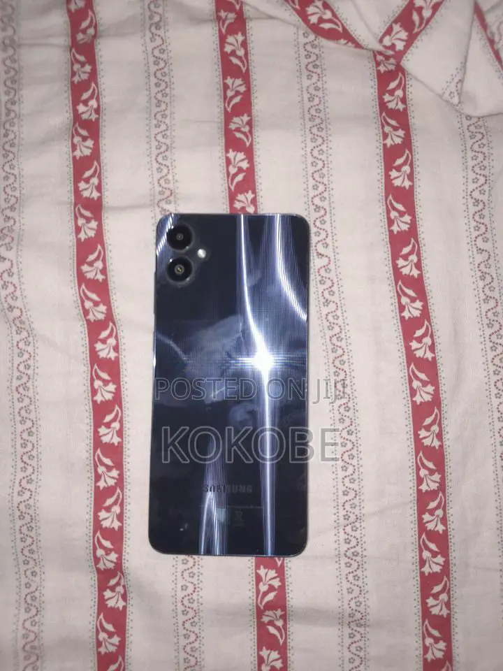 Samsung Galaxy A05 64 GB Black