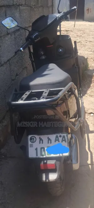 Bajaj Pulsar NS 200 2025 Black