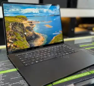 New Laptop Microsoft Surface 16GB Intel Core I7 SSD 512GB