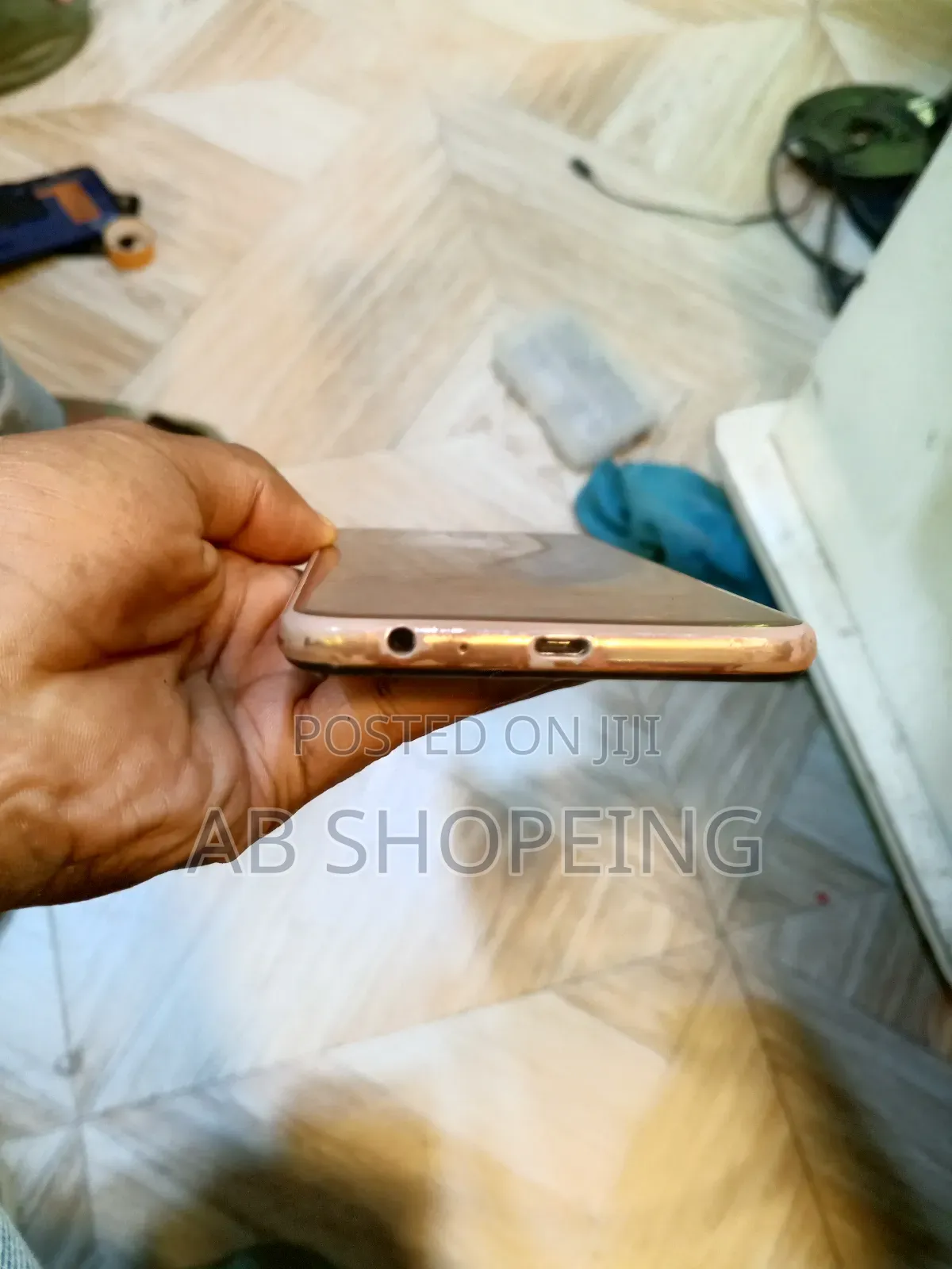 Samsung Galaxy J4 Plus 16 GB Gold