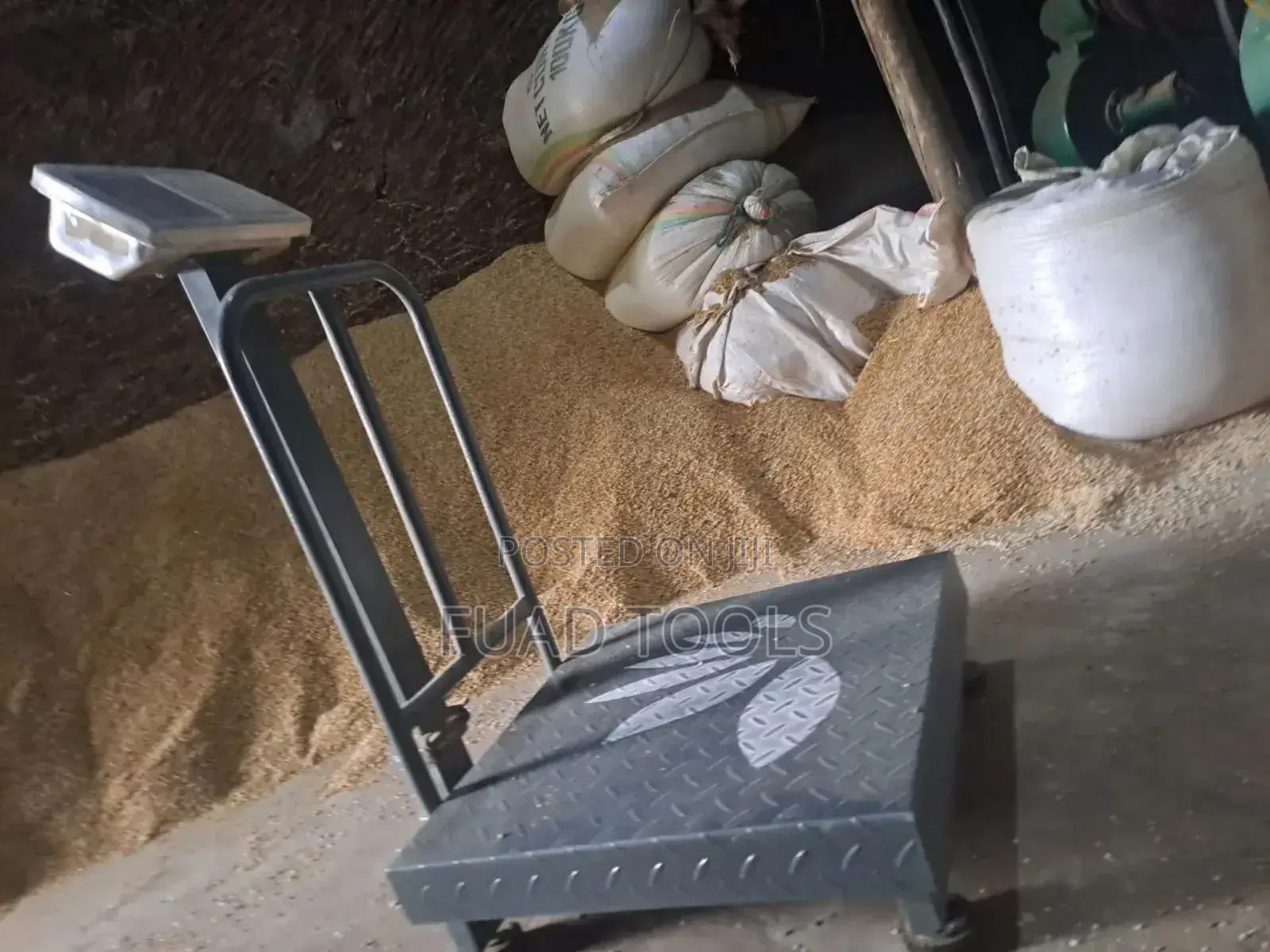 ሀቀኛ Hakegna Dijital Scale 300 Kg