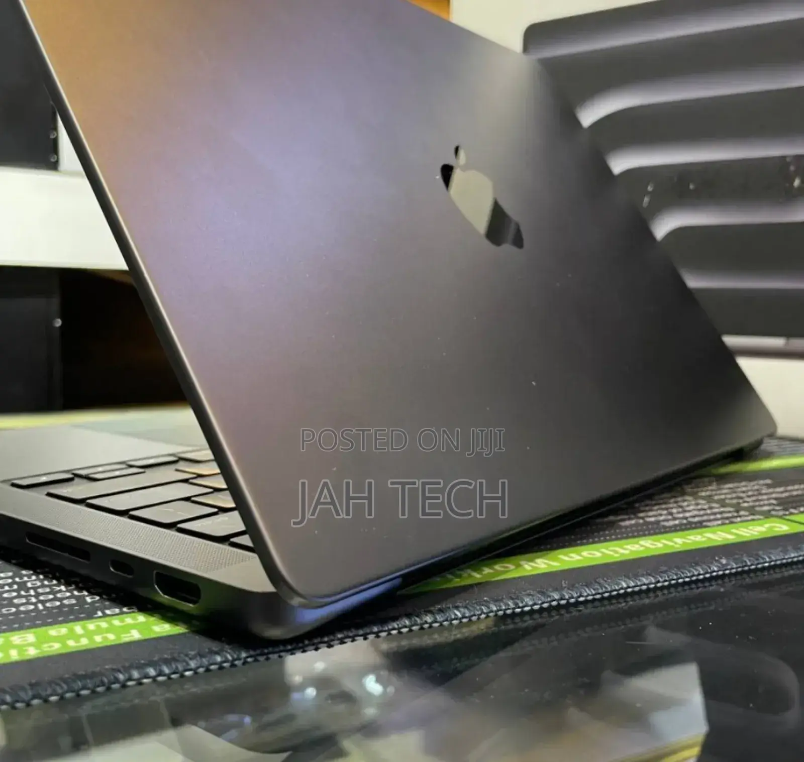 New Apple MacBook Pro 2024 M4 Max 16-Inch 48GB Apple M4 Pro SSD 512GB
