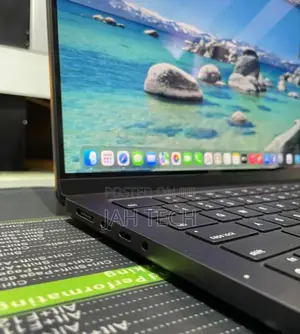 New Apple MacBook Pro 2024 M4 Max 16-Inch 48GB Apple M4 Pro SSD 512GB