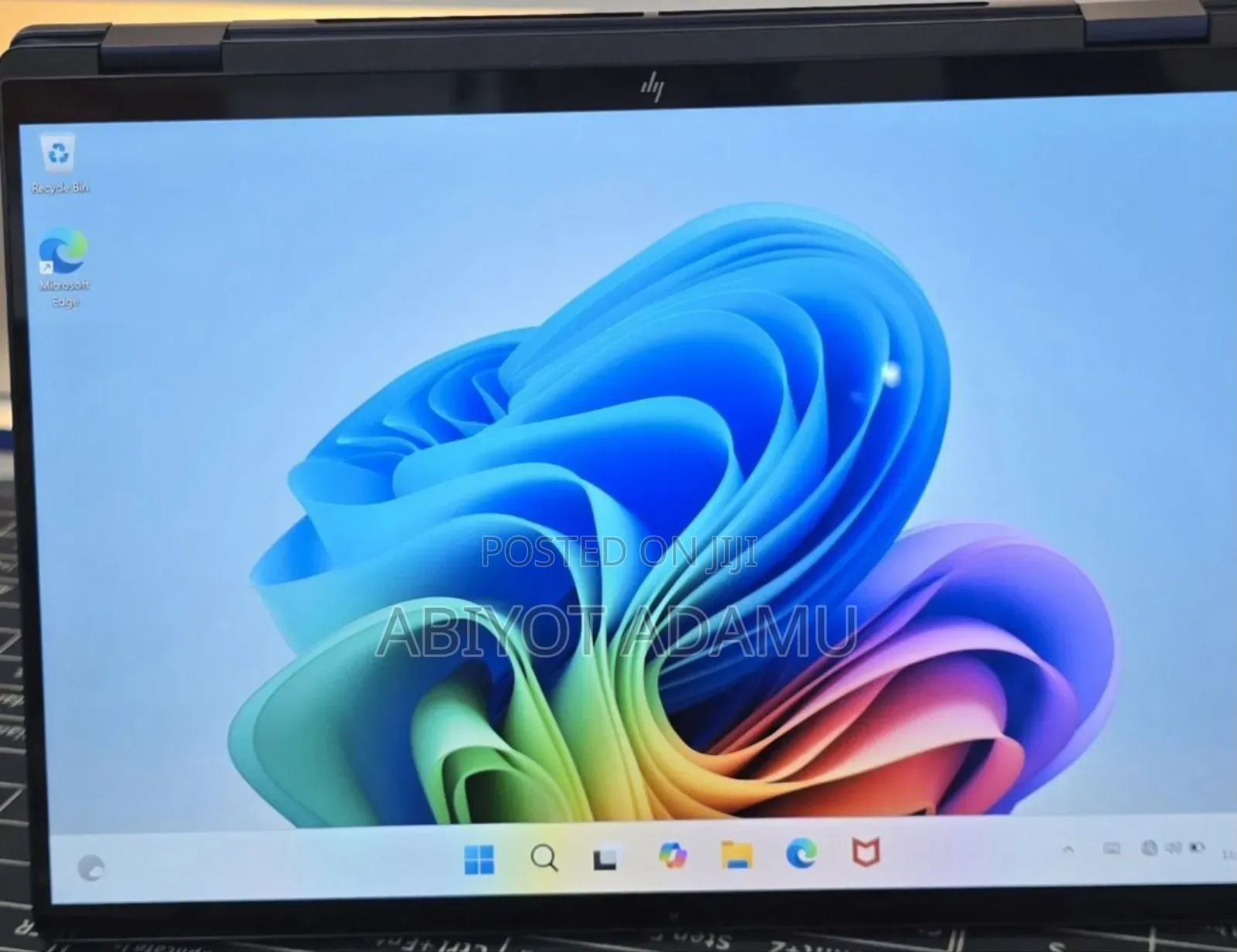 New Laptop HP OmniBook Ultra Flip 14" 16GB Intel SSD 1T