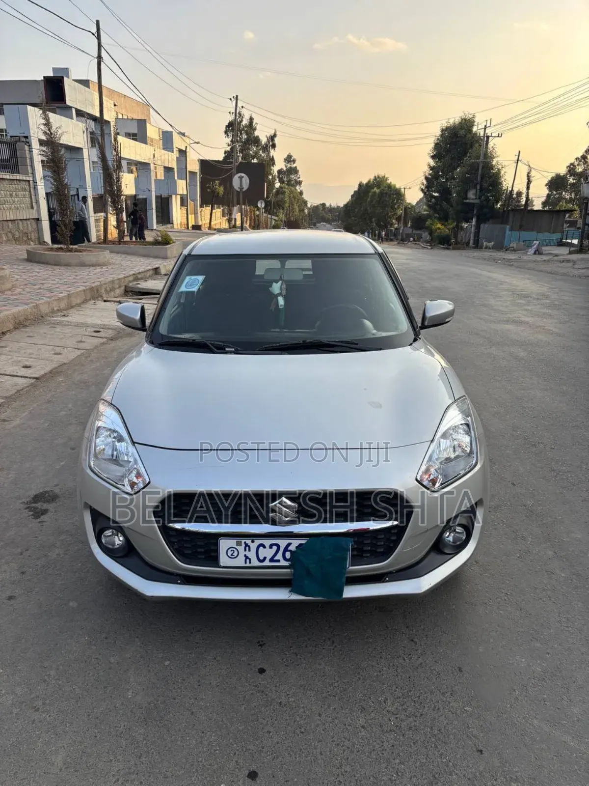 Suzuki Swift 2022 Silver