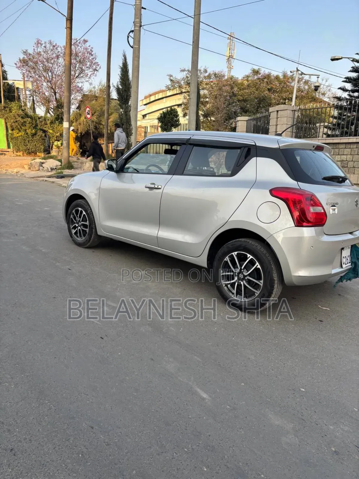 Suzuki Swift 2022 Silver