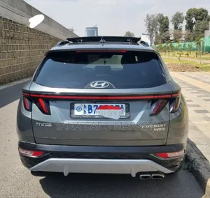 Hyundai Tucson Hybrid 2022 Gray