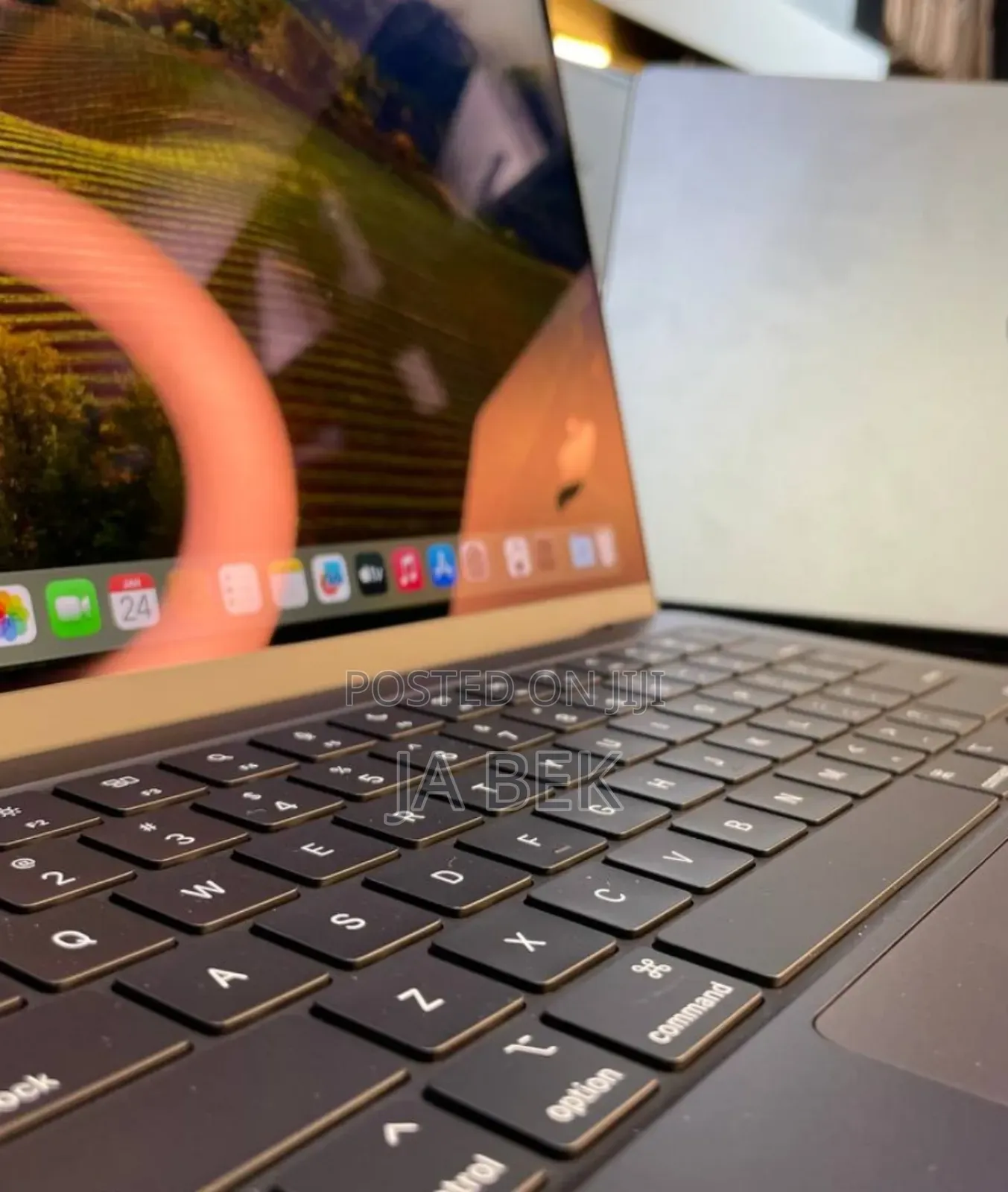 New Apple MacBook Pro 2023 M3 Max 14-Inch 64GB Apple M3 Max SSD 1T