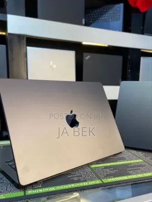 New Apple MacBook Pro 2023 M3 Max 14-Inch 64GB Apple M3 Max SSD 1T