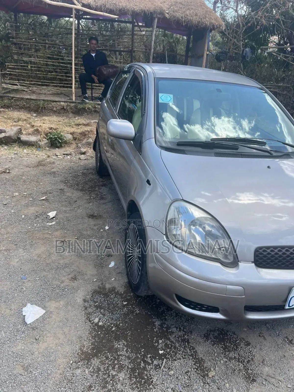 Toyota Vitz 2004 Gray