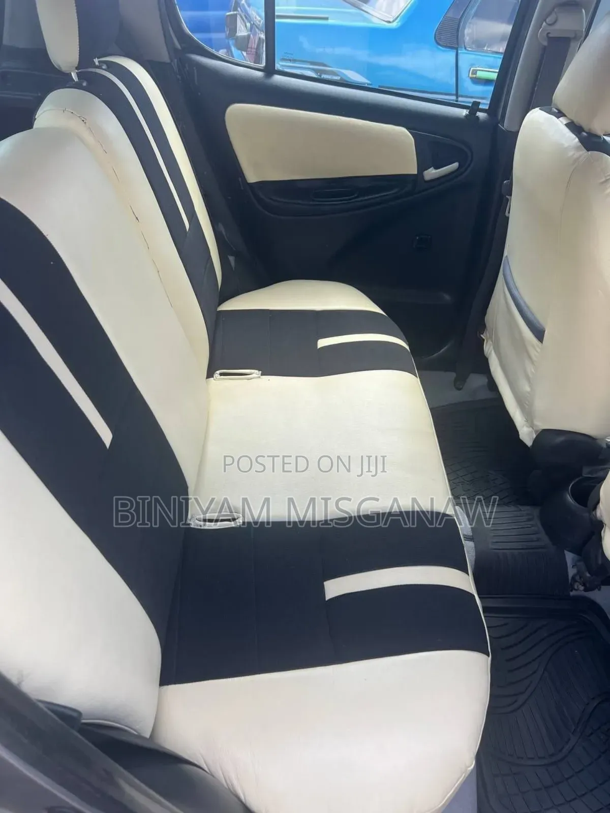 Toyota Vitz 2004 Gray