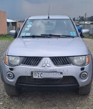 Mitsubishi L200 2007 Silver