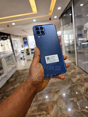 New Samsung Galaxy M33 128 GB Black