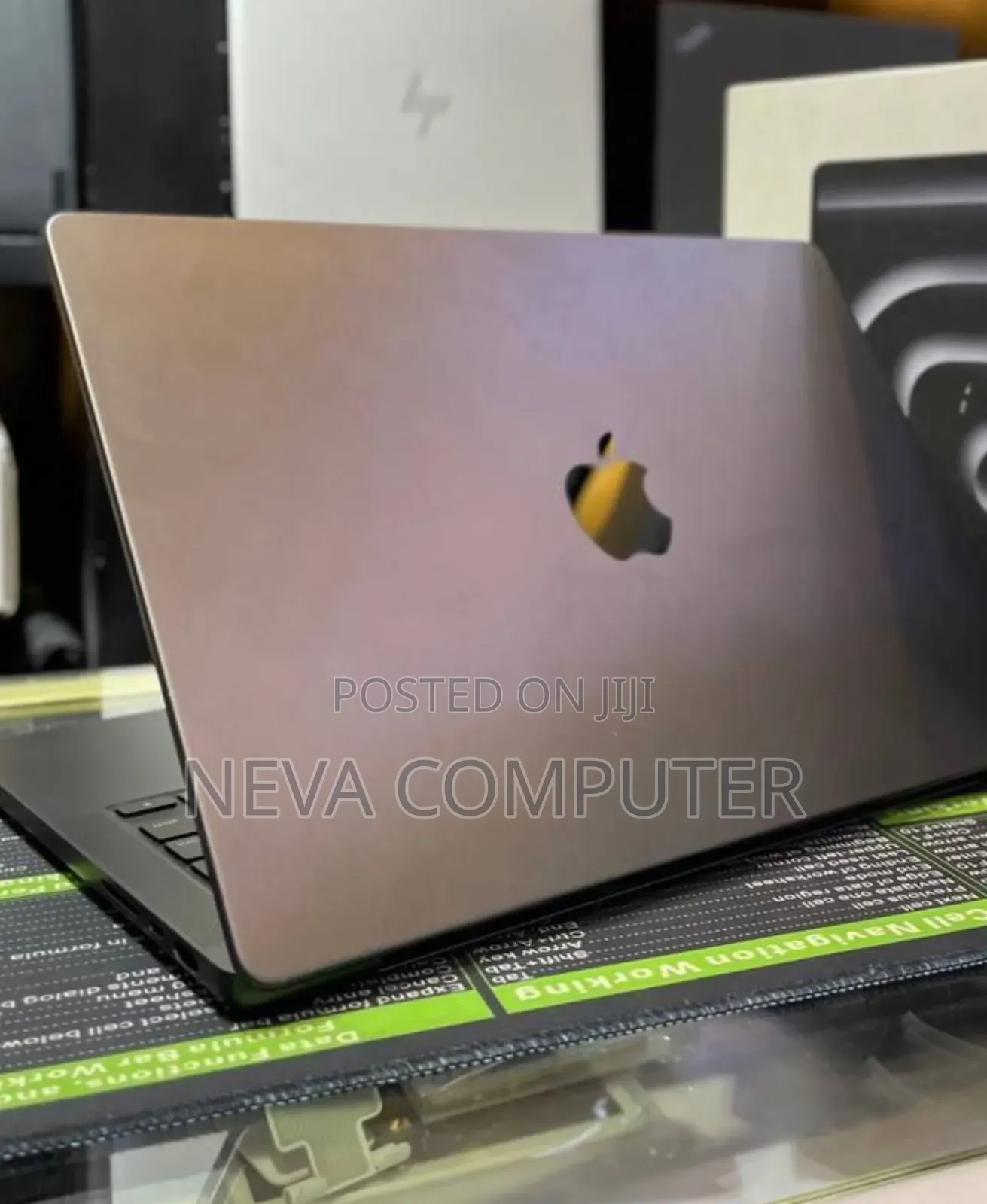 New Apple MacBook Pro 2024 M4 14-Inch 48GB Apple M4 Pro SSD 512GB