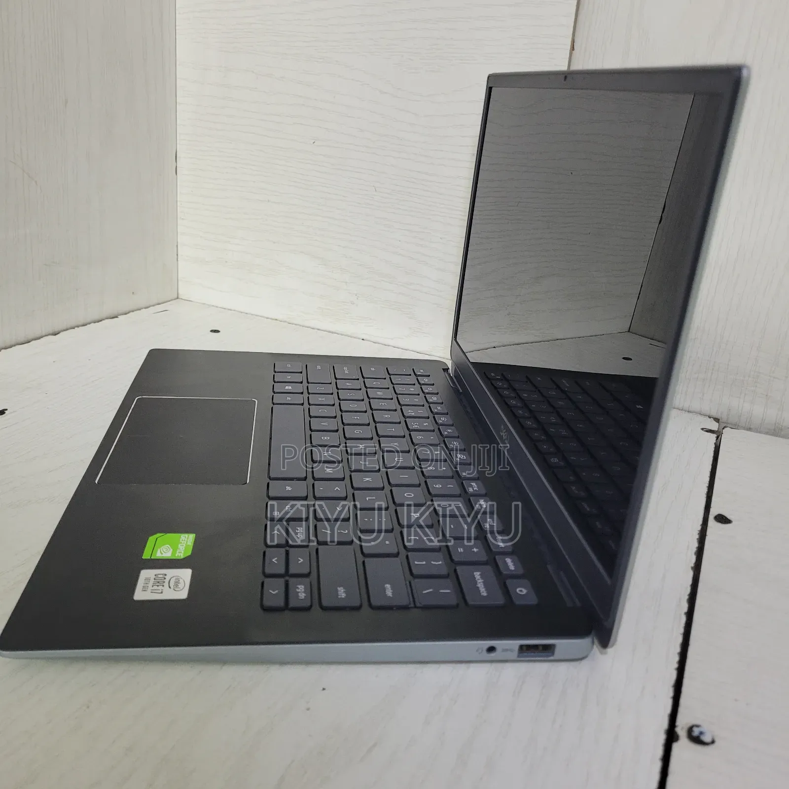 New Laptop Dell Inspiron 15 8GB Intel Core I7 SSD 256GB