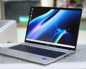 New Laptop HP ProBook 450 G9 16GB Intel Core I7 SSD 512GB