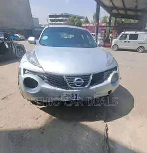 Nissan Juke 2012 Silver