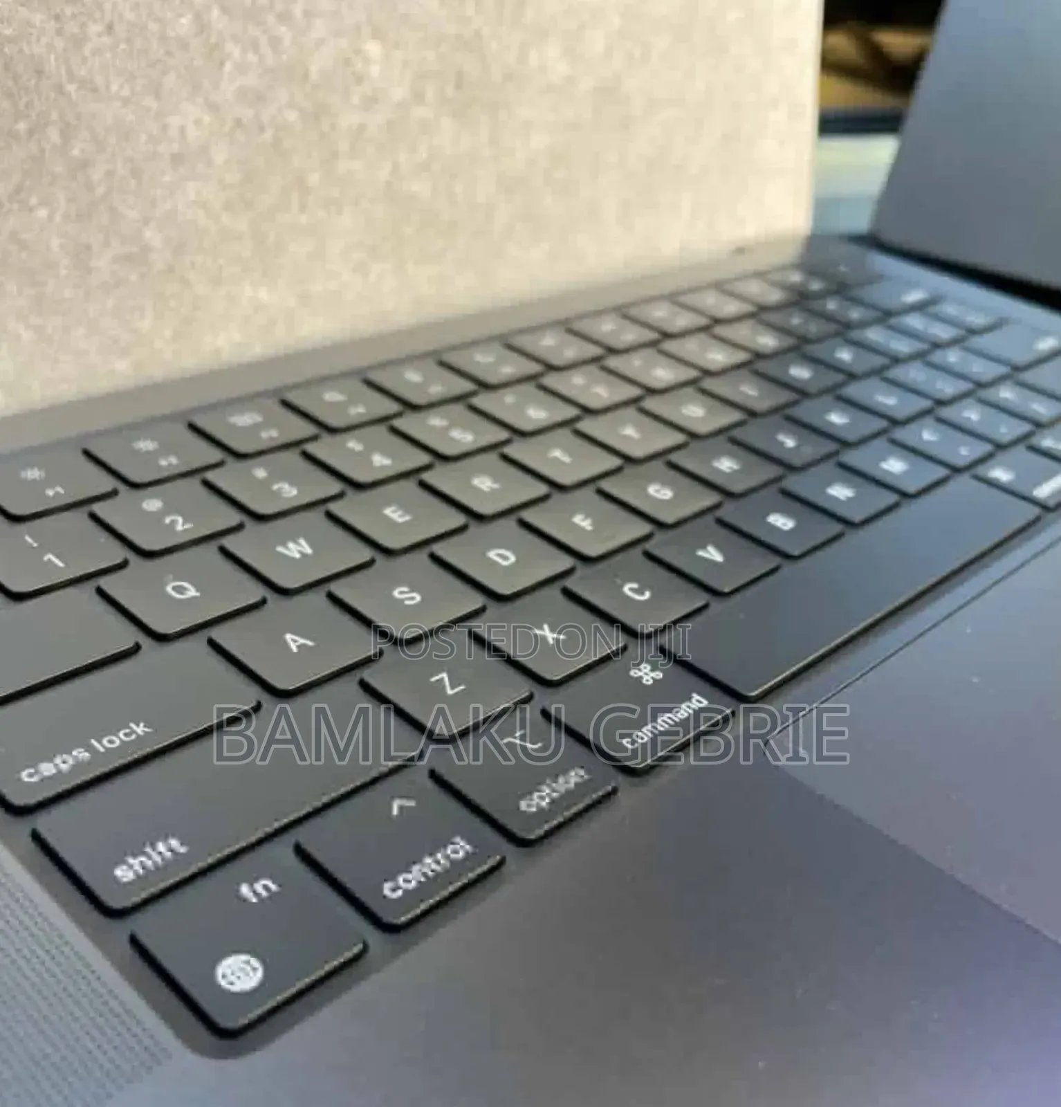 New Apple MacBook Pro 2023 M3 Max 14-Inch 64GB Apple M3 Pro SSD 1T