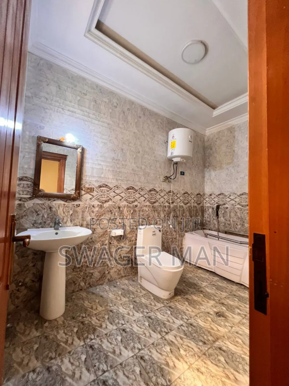 Furnished 5bdrm Villa in Ayat Compaund, Yeka for sale