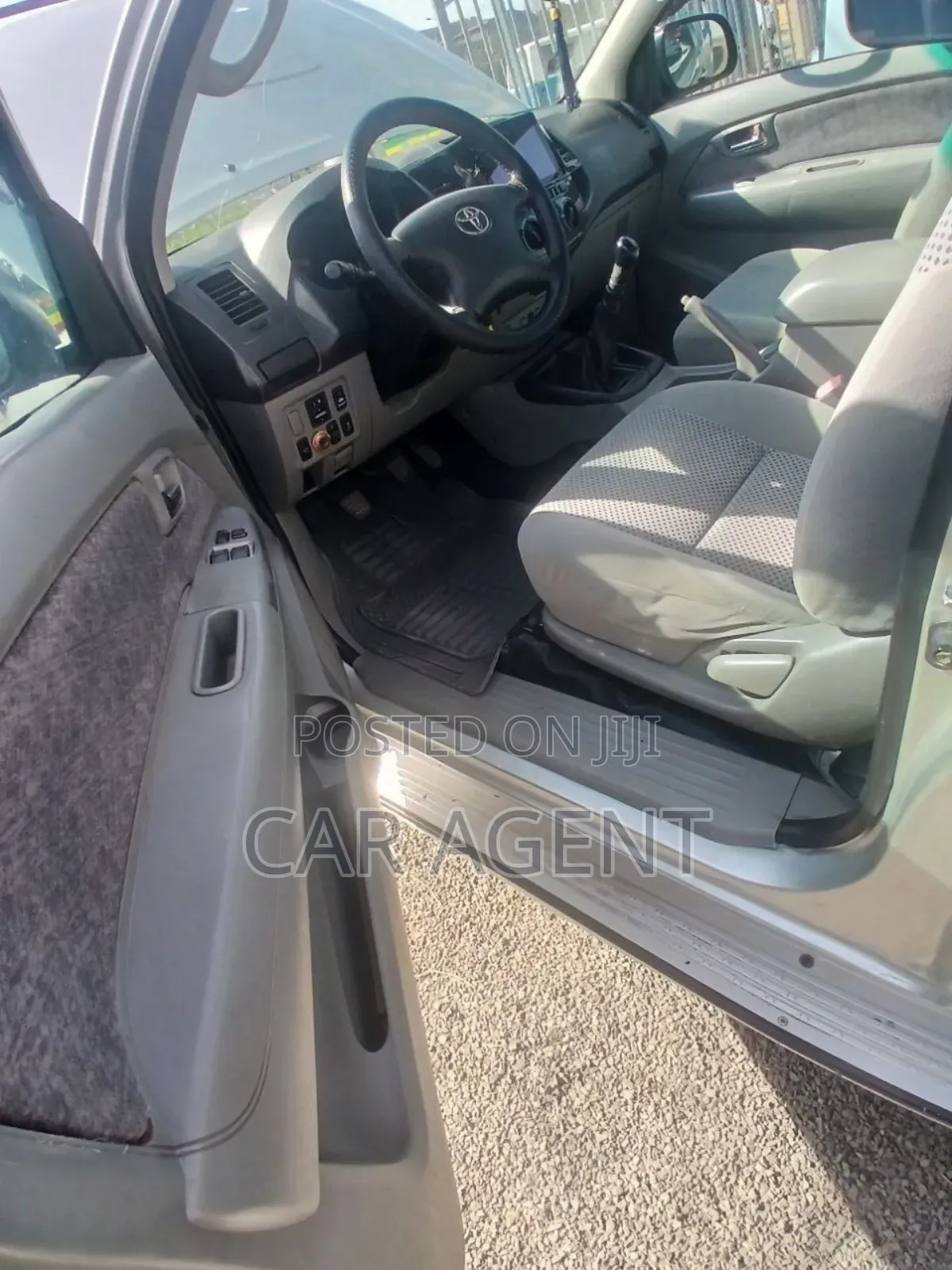 Toyota Vitz 2003 Silver