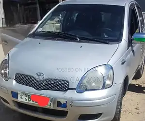 Toyota Yaris 2004 Silver