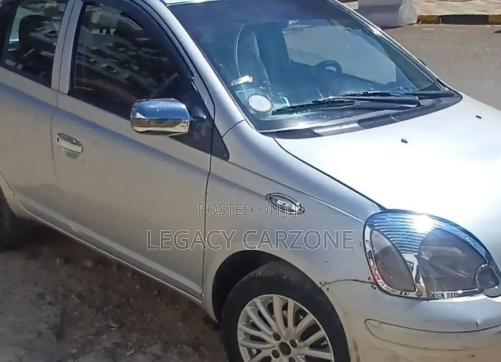 Toyota Yaris 2004 Silver