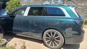 New AITO M9 2025 Green