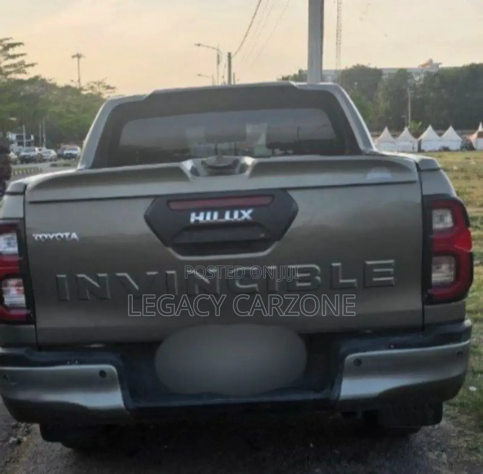 Toyota Hilux 2021 Black