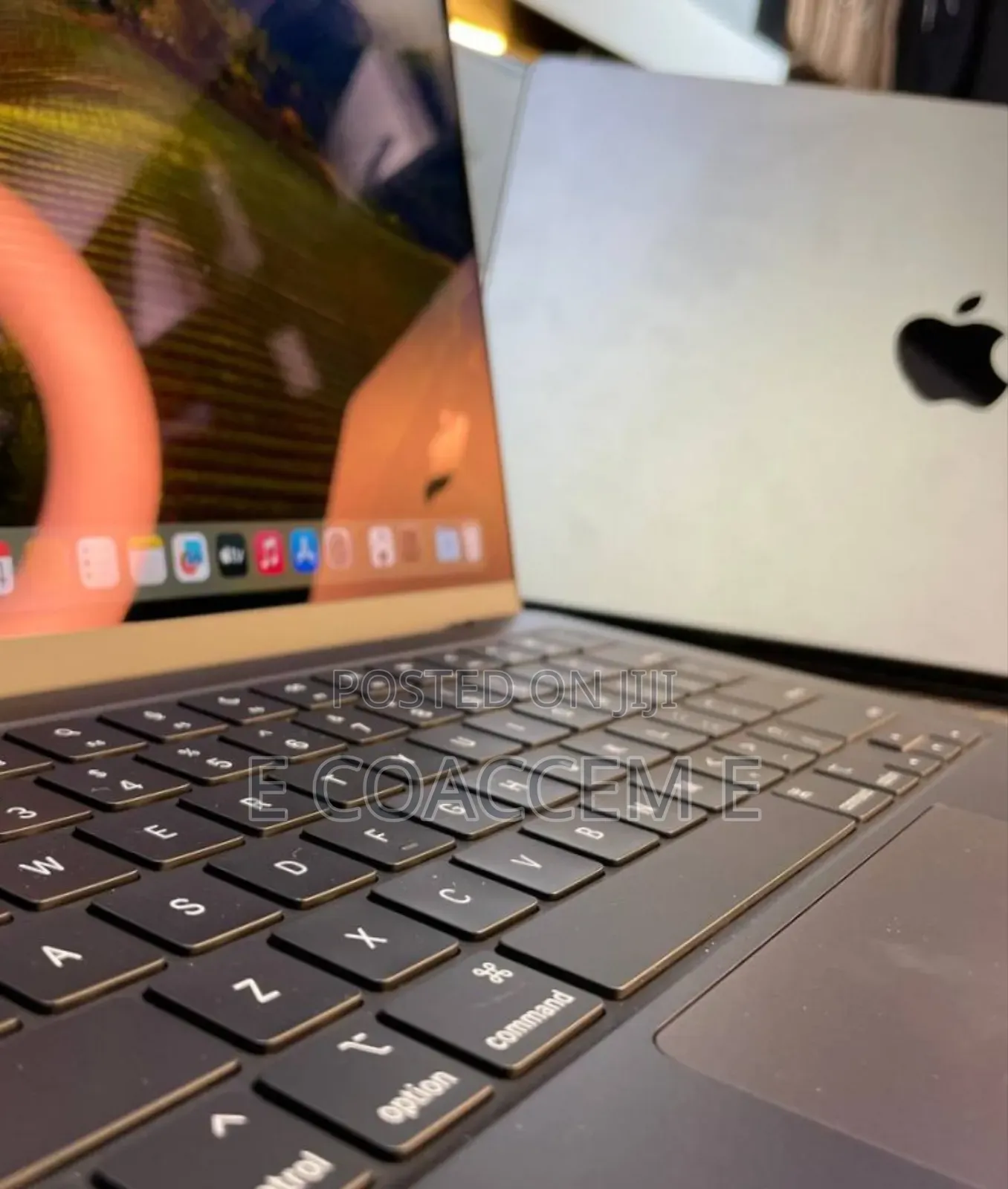 New Laptop Apple MacBook 64GB Apple M3 Max SSD 1T