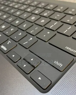 New Laptop Apple MacBook 64GB Apple M3 Max SSD 1T