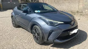 Toyota C-HR LE 2021 Gray