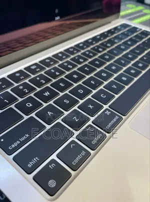 New Laptop Apple MacBook 8GB Intel Core M3 SSD 256GB