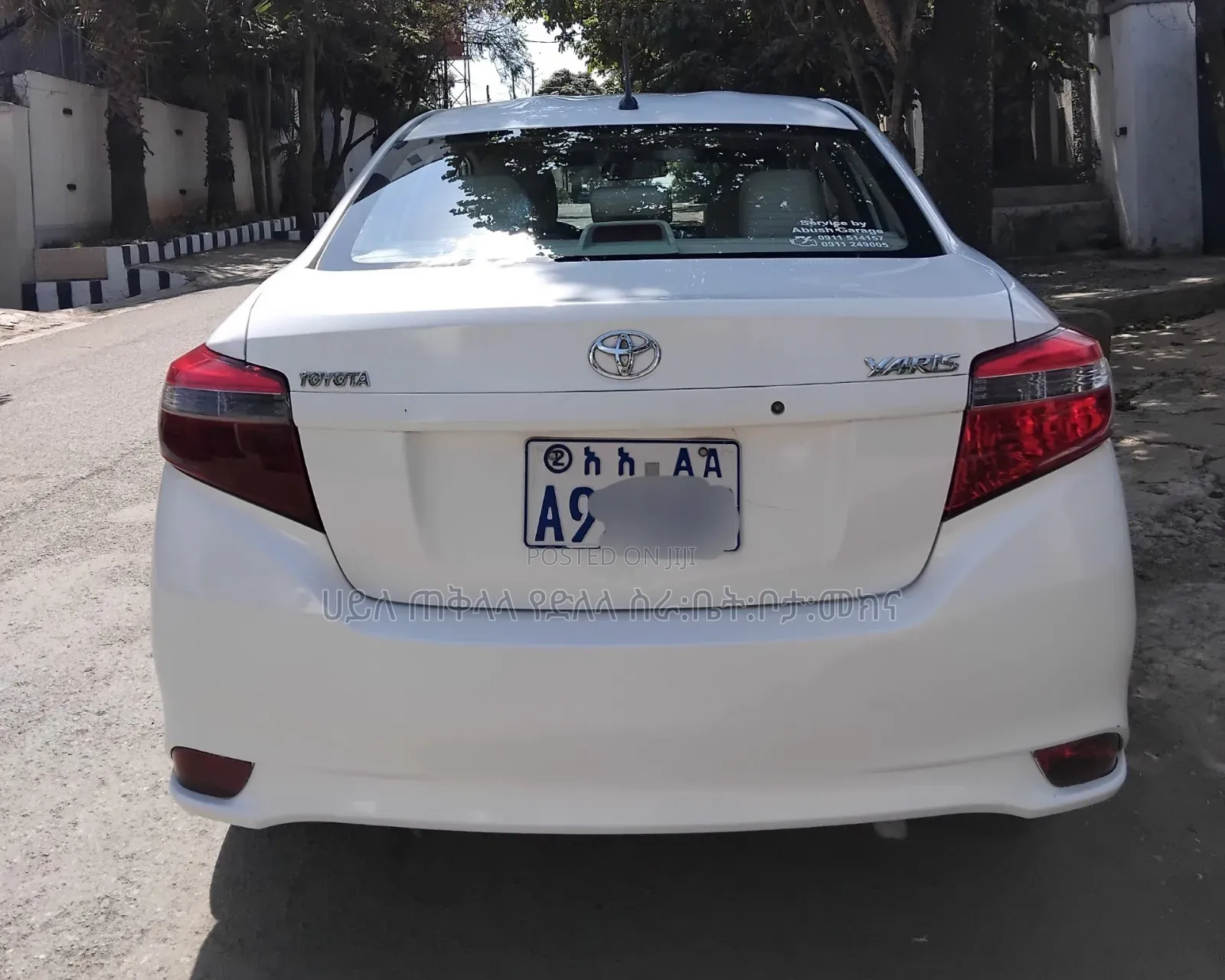 Toyota Yaris 2013 White