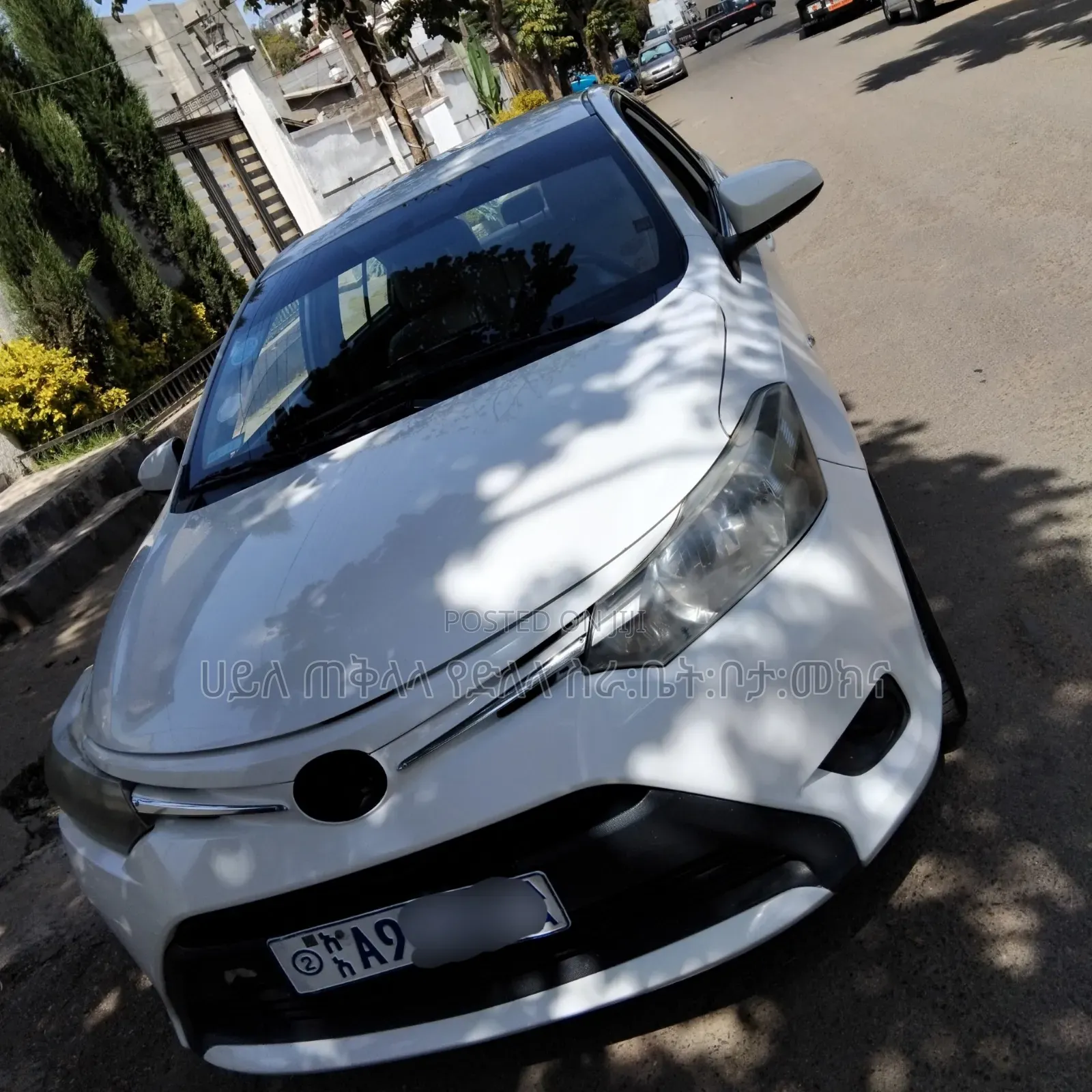 Toyota Yaris 2013 White