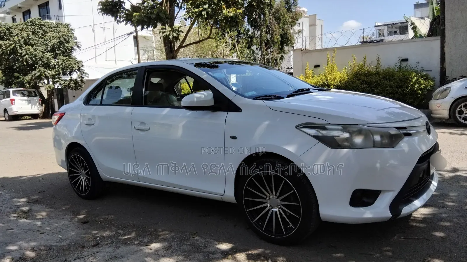 Toyota Yaris 2013 White