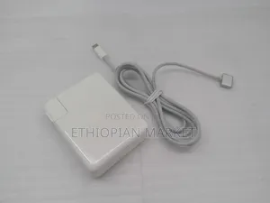 140 W Usb-c Power Adapter – High-power Charger For 16′′ Macbook Pro T