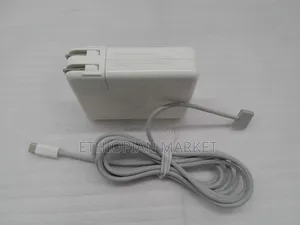 140 W Usb-c Power Adapter – High-power Charger For 16′′ Macbook Pro T