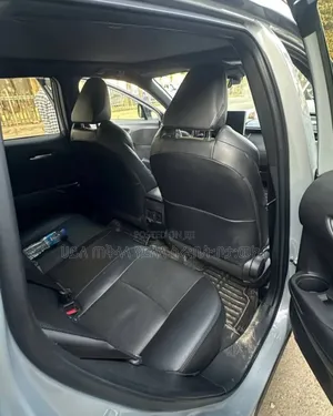 Toyota Corolla Cross Hybrid 2023 Blue