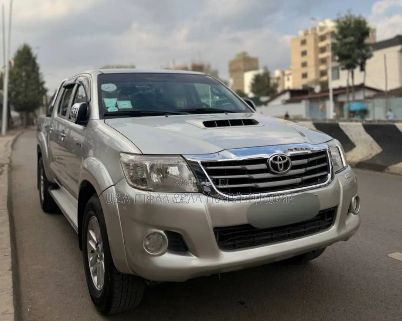 Toyota Hilux 2013 Gold