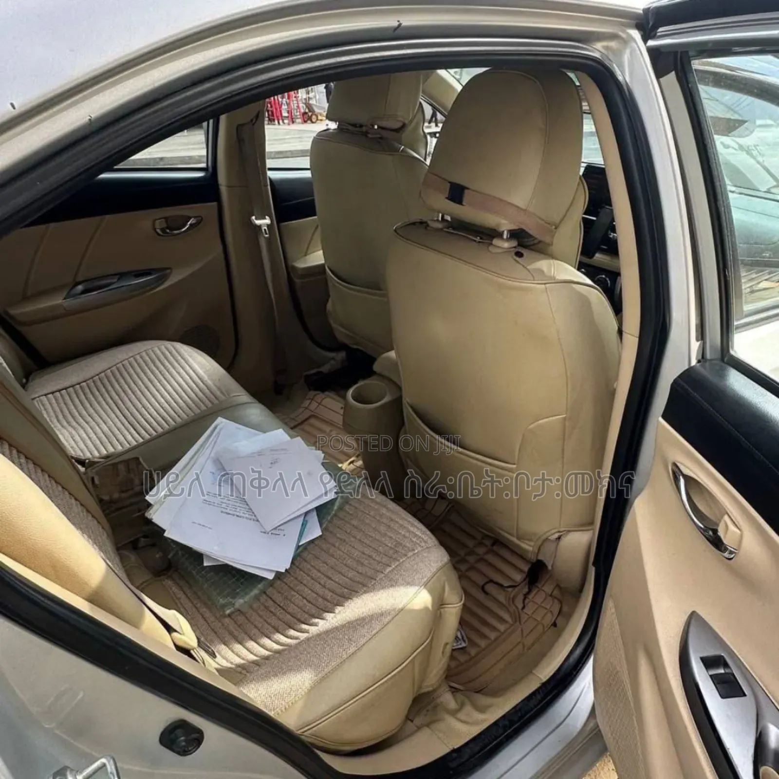 Toyota Yaris 2014 Silver