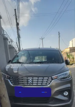 Suzuki Ertiga 2022 Gray