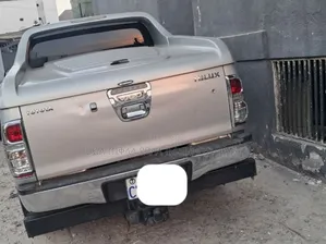 Toyota Hilux 2013 Silver