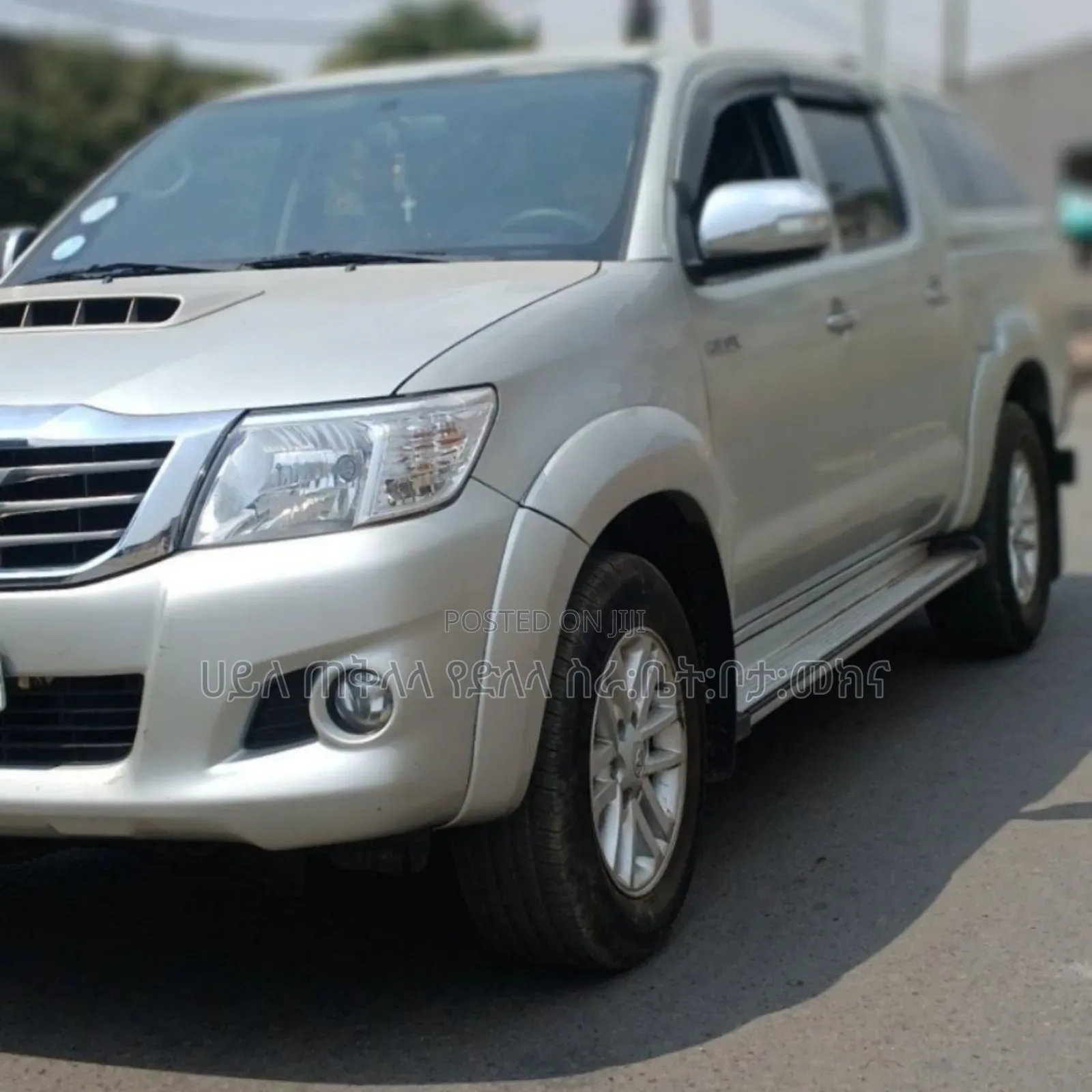 Toyota Hilux 2013 Silver