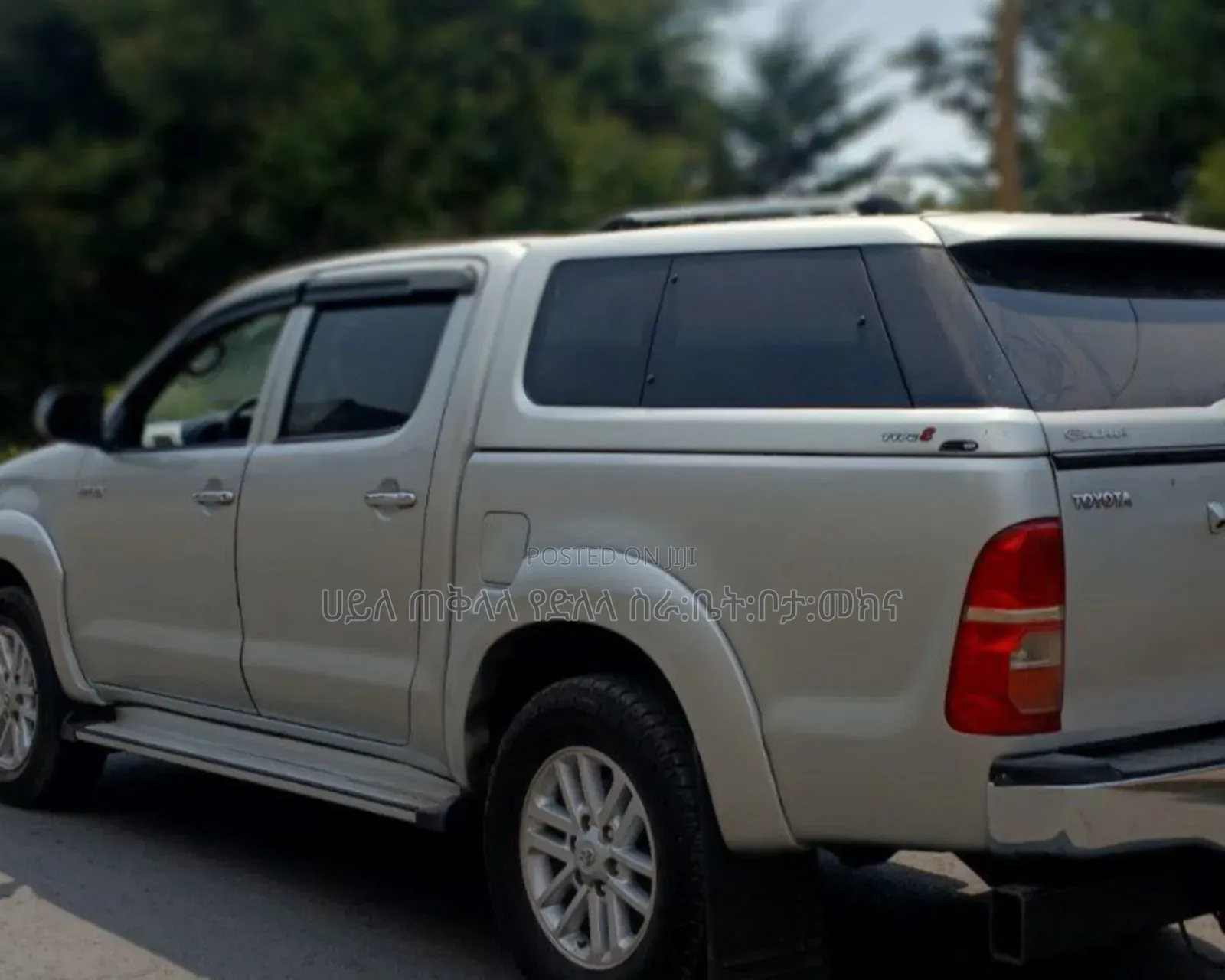 Toyota Hilux 2013 Silver